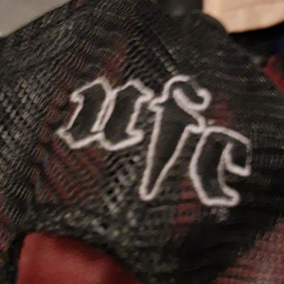 COLLECTABLE UFC HAT !!!!!! - Picture 2 of 3